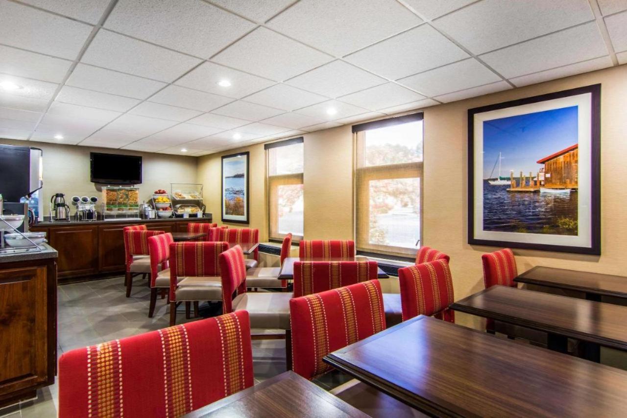 Mulberry Inn Newport News Extérieur photo